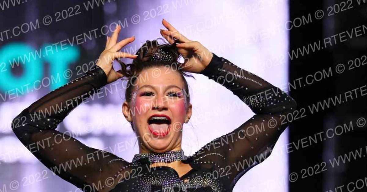 United Elite Cheer RIOT · The Southwest Regional Summit