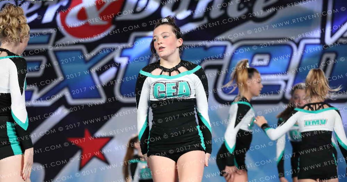Cheer Extreme DMV Mt Airy Surge · Holiday Spectacular