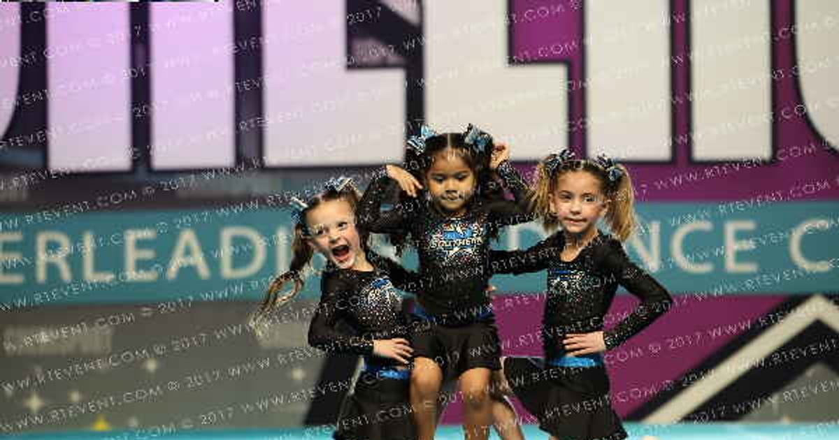 Newnan Southern Stars GLIMMER · CHEERSPORT NATIONALS HALL C1