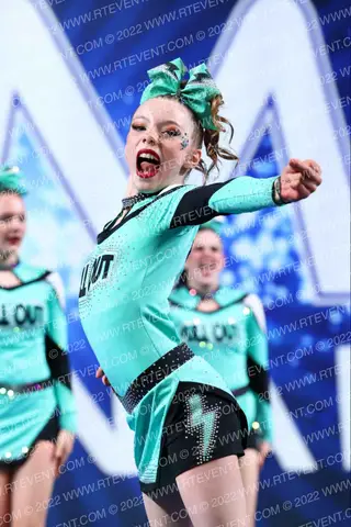 FULL OUT ATHLETICS WHIRLWIND