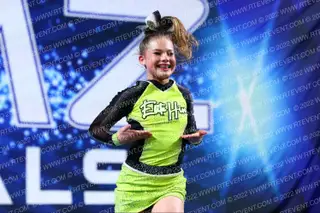 ELITE HIVE CHEER QUEEN BEES