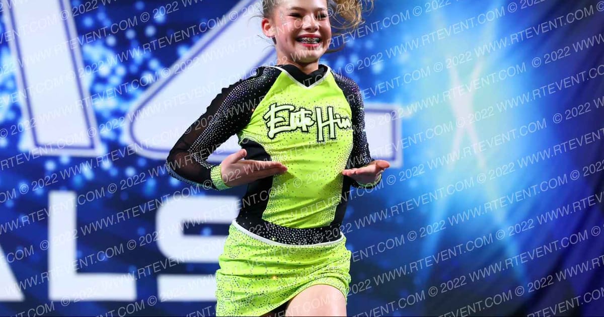 ELITE HIVE CHEER QUEEN BEES · Mountain West National Challenge