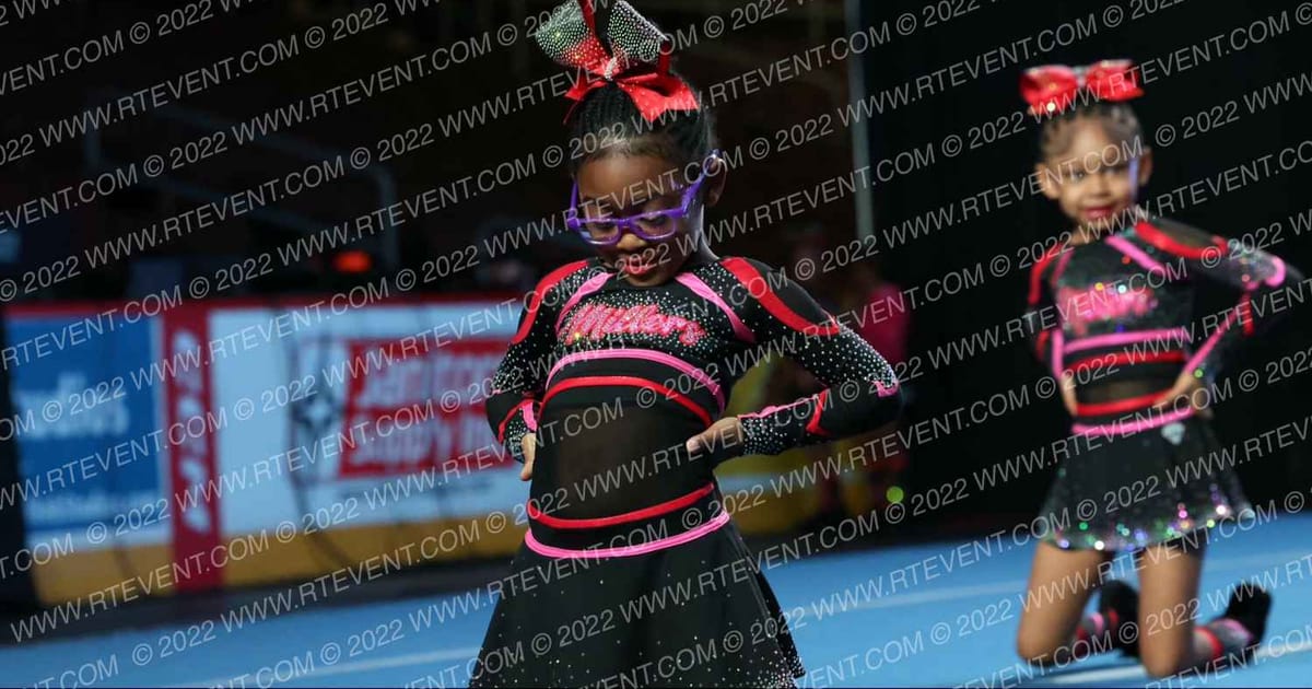 Millers Cheer Stars starburst · Lake Erie National Cheer and Dance Championships