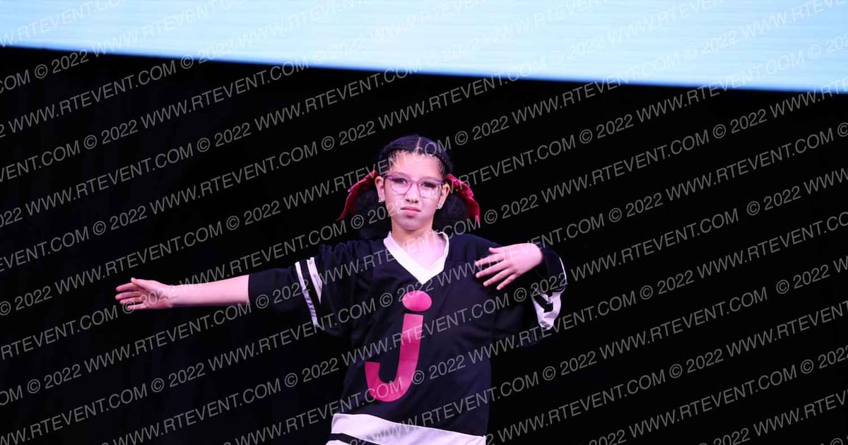 Dance Savannah Good and Bad Hair · Genesis Bring it