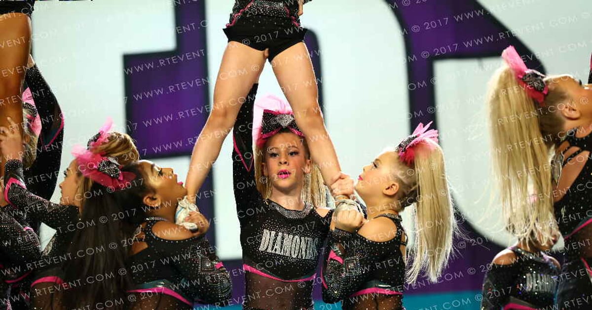 Diamonds All Stars Glitter Girls · CHEERSPORT NATIONALS HALL B3