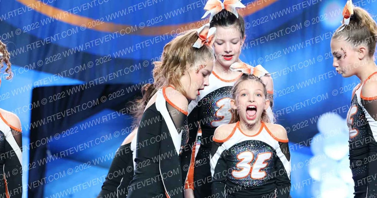 3E cheer Hurricanes · Lake Erie National Cheer and Dance Championships