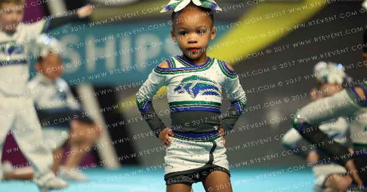The Atlanta Jayhawks BOLTZ · CHEERSPORT NATIONALS HALL C1