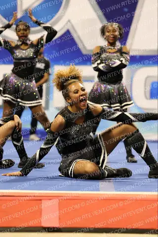 BLING ATHLETICS BLING QUEENS