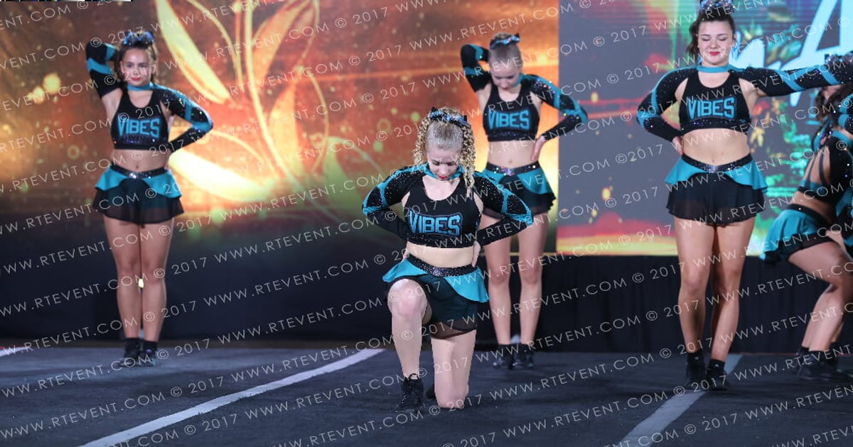 Vibes Cheerleading VENOMOUS · Adventure in Atlantis