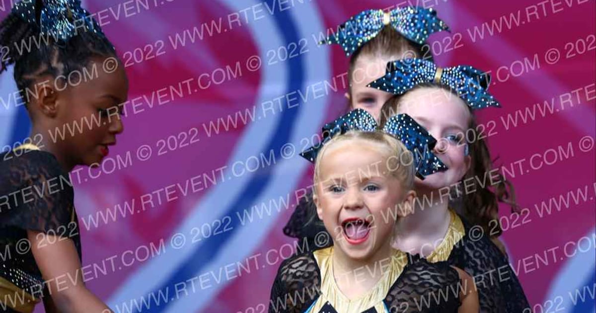 East Mississippi Cheer Leopards · Beach Blast