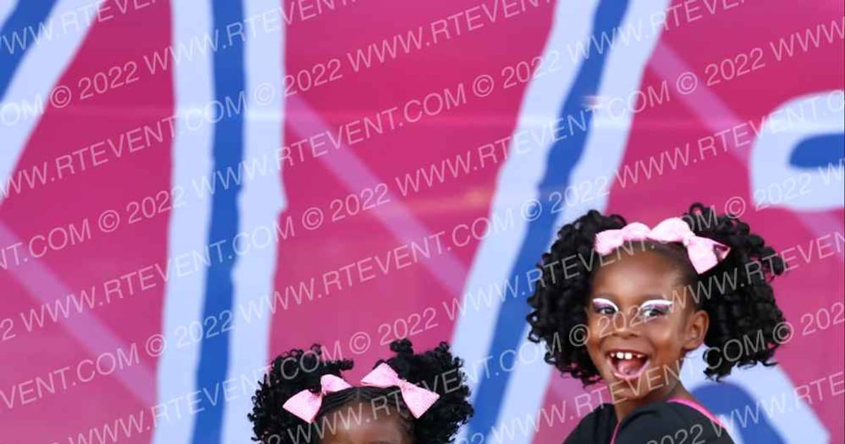 The Cheer Spot Shining Stars 2 · Beach Blast
