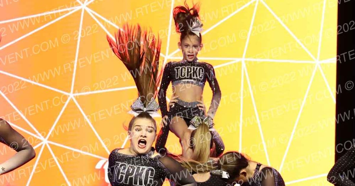 The Cheer Pitt KC Golden Girls - Day 1 · The Midwest Regional Summit