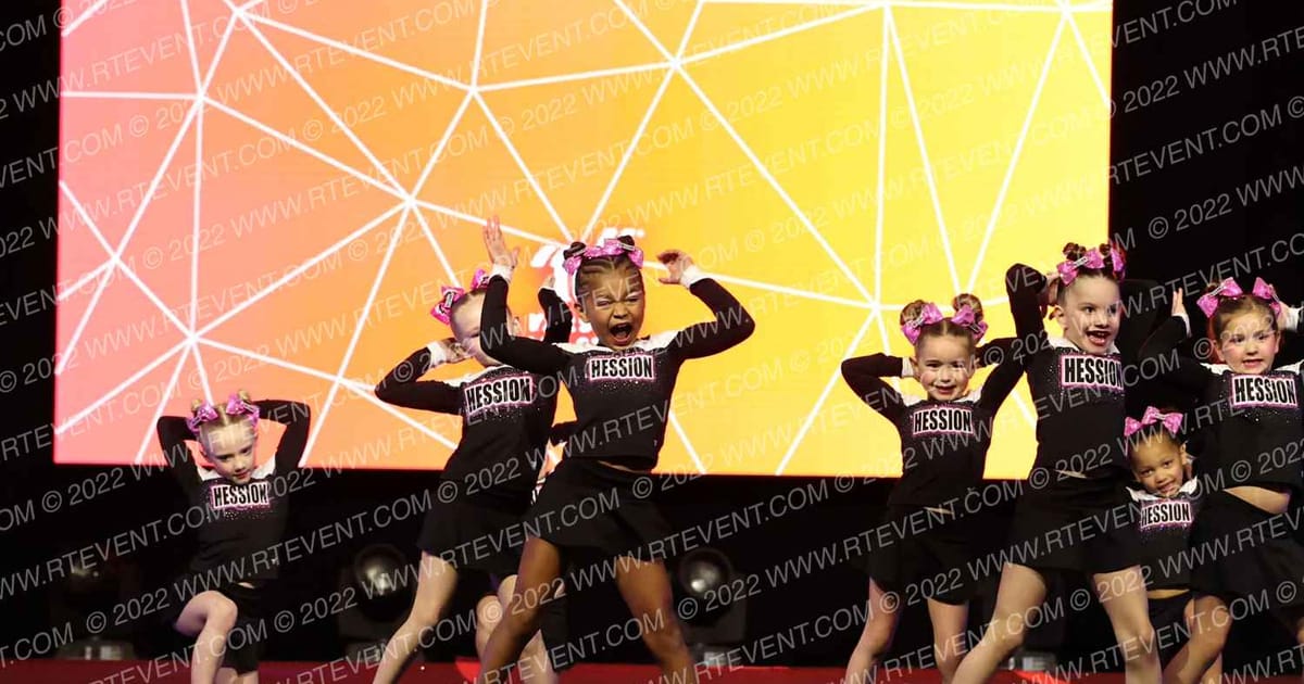 Hession Cheer Academy Pink Sparklers · The Midwest Regional Summit