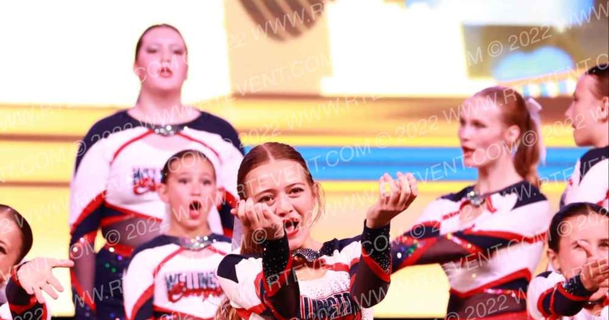 Wellington Cougars Cheerleading Lady Liberty · Fort Lauderdale