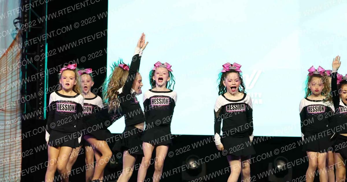 Hession Cheer Academy Pink Blaze · The Midwest Regional Summit