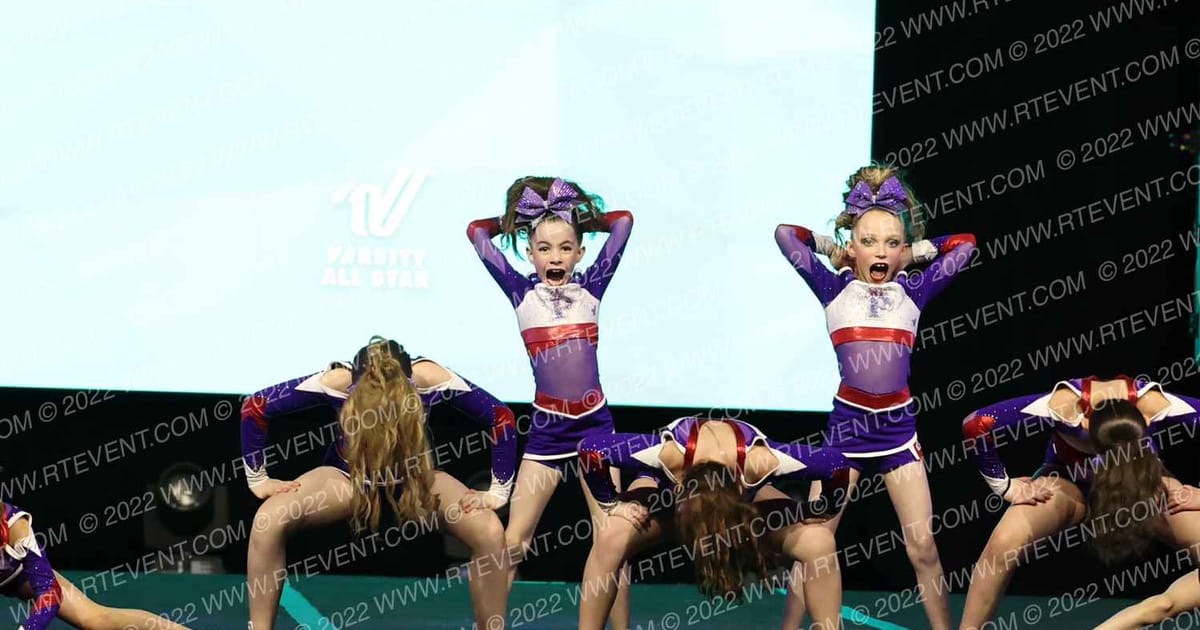 Pittsburgh Pride All Stars Crown Cats · The Midwest Regional Summit