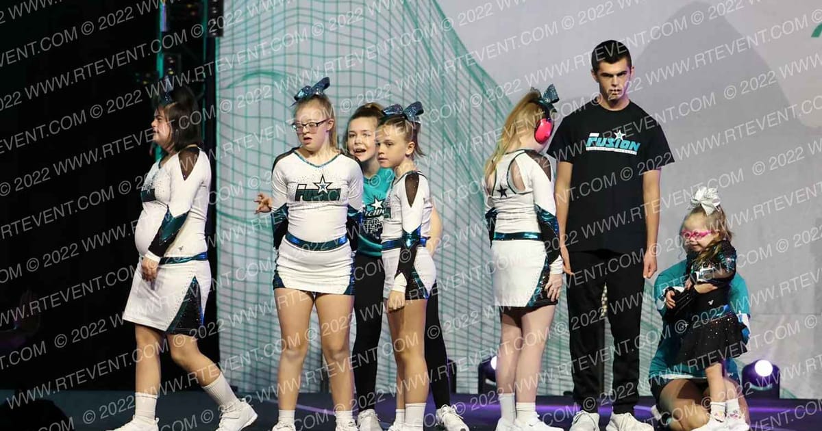 Cheer Fusion Elite Fireworks · The Midwest Regional Summit