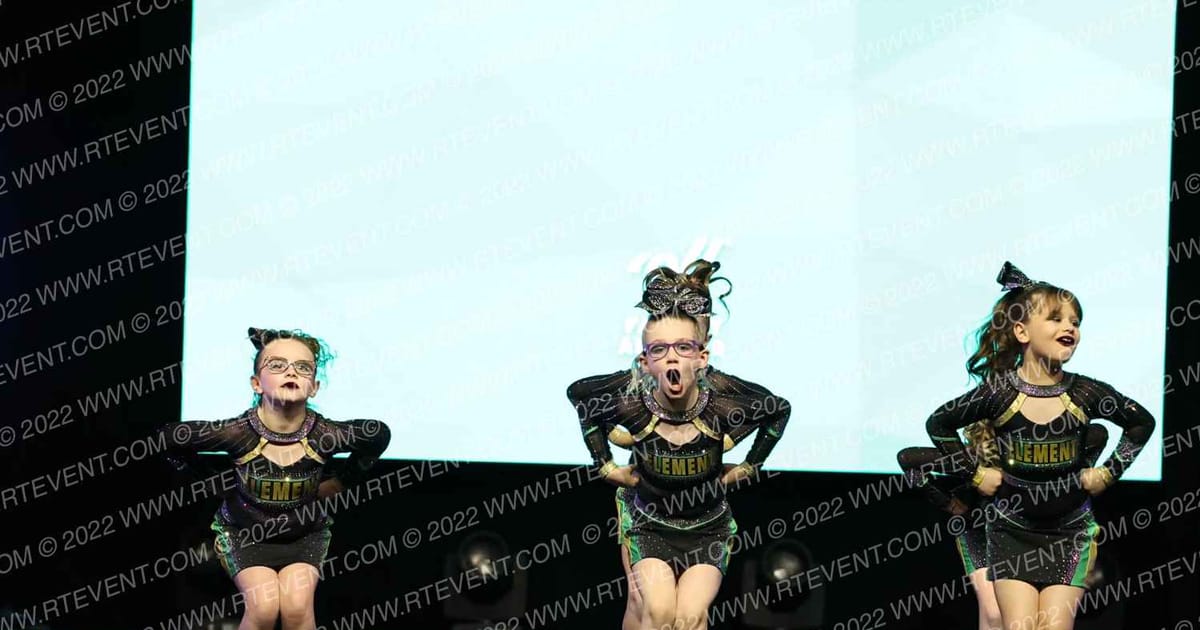 Element Elite Tumbling & Cheer GOLDEN GIRLS · The Midwest Regional Summit