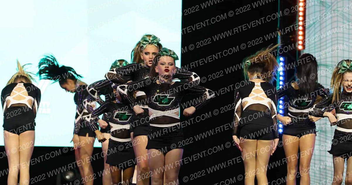 GU Shamrocks Miss Emerald · The Midwest Regional Summit