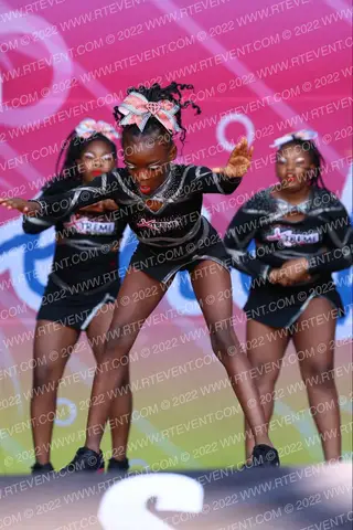 Force Xtreme Cheer Diamonds