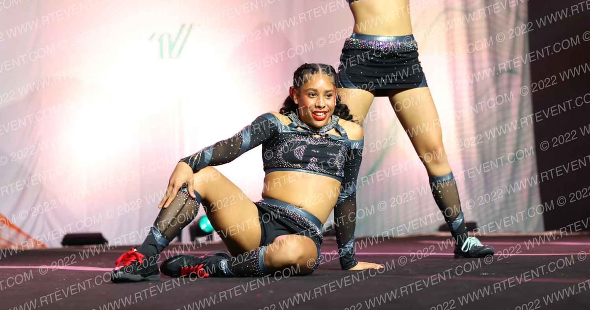 Cheer Force Elite Senior Smoke · The Northeast Regional Summit