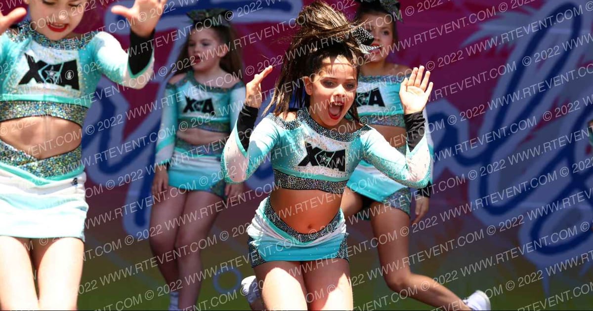 Xtreme Cheer Allstars Mini Models · Beach Blast