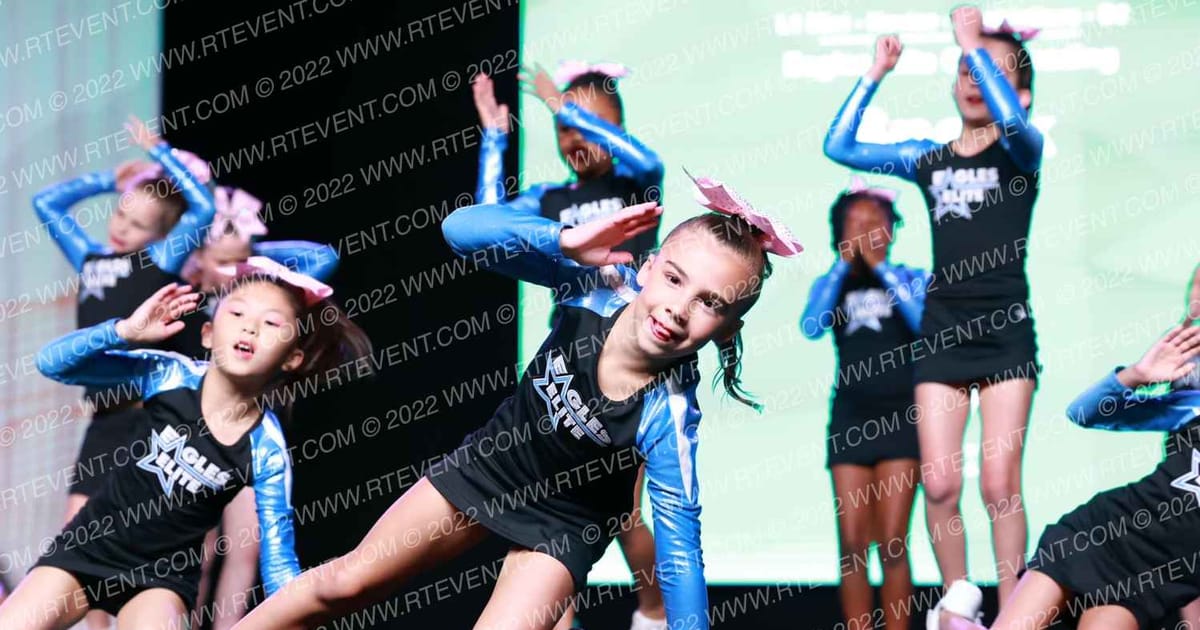 Eagles Elite Cheerleading Spark · The Southeast Regional Summit
