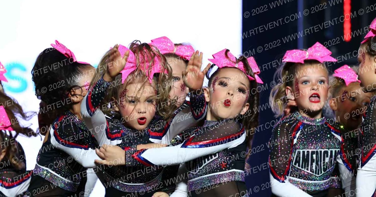 American Cheer MINI SPARKLE · The West Regional Summit