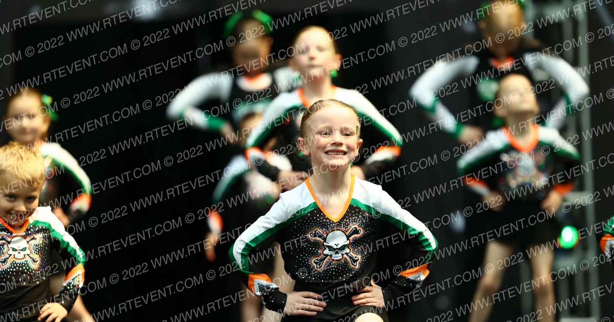 Iowa Elite Cheer - CR Fearless · The US Finals Des Moines