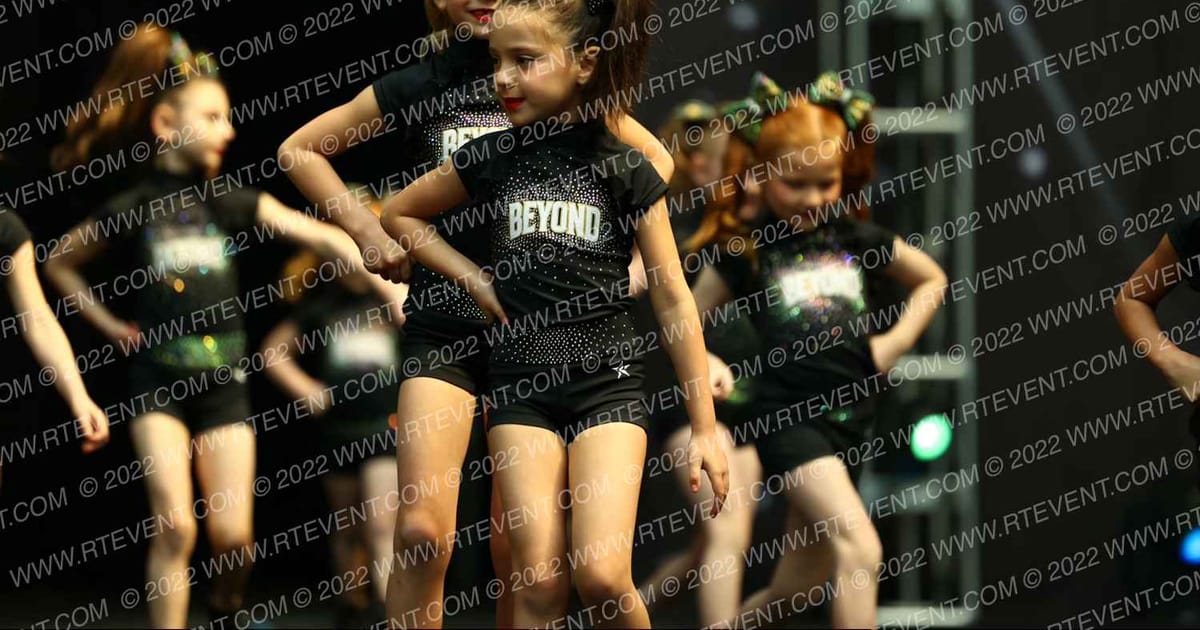 Beyond All Stars LOVEBUGS · The US Finals Des Moines