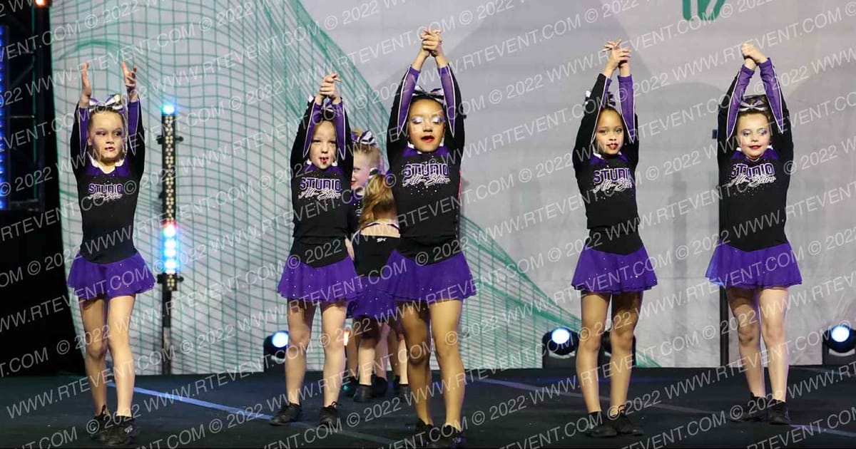 Studio All-Stars MINI SUPERSTARS · The Midwest Regional Summit