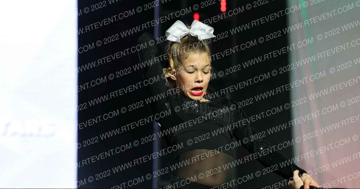 Thunder Elite All-Stars Freeze · The West Regional Summit