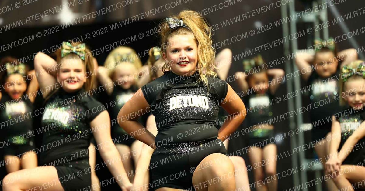 Beyond All Stars SWEETHEARTS · The US Finals Des Moines