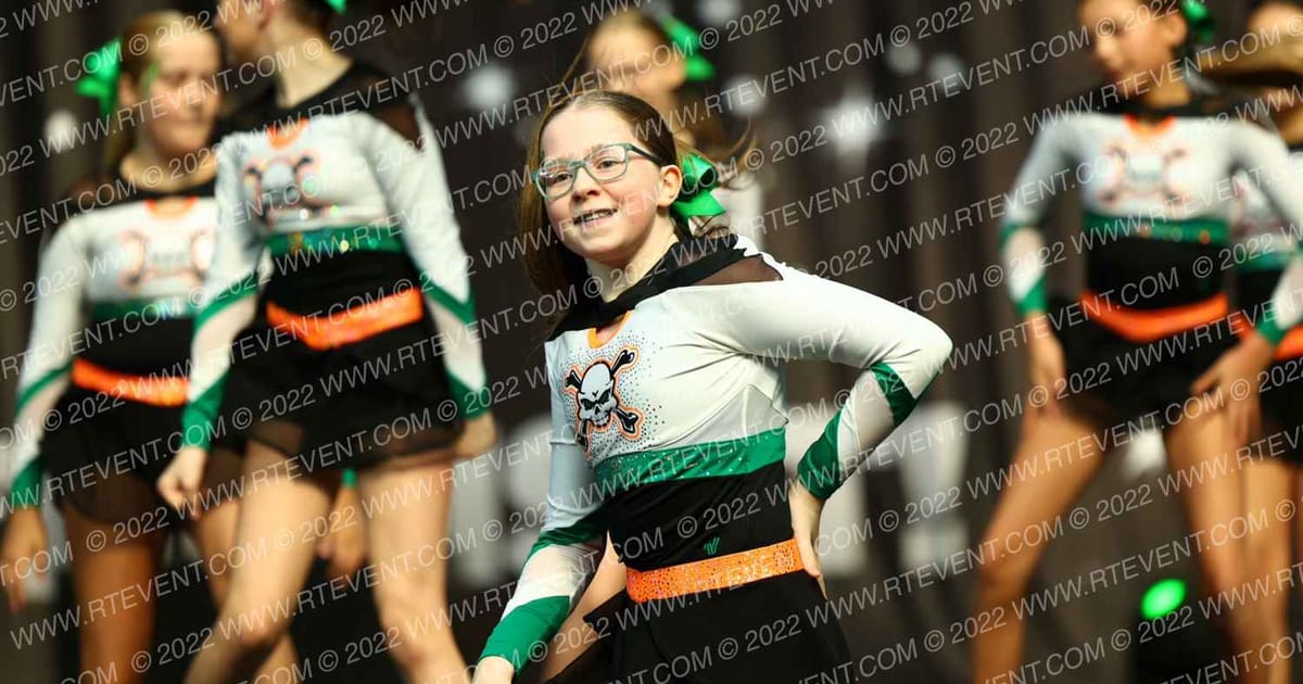 Iowa Elite Cheer - CR Revenge · The US Finals Des Moines
