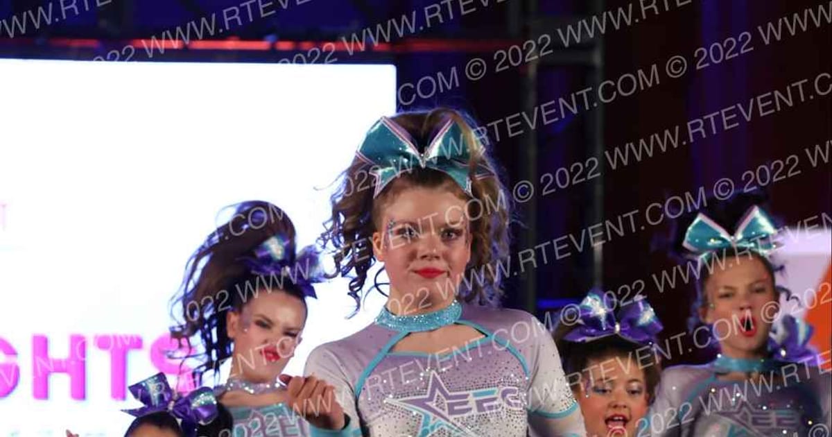 Evolution Elite Cheer Starlights · The West Recreational Summit Sunday