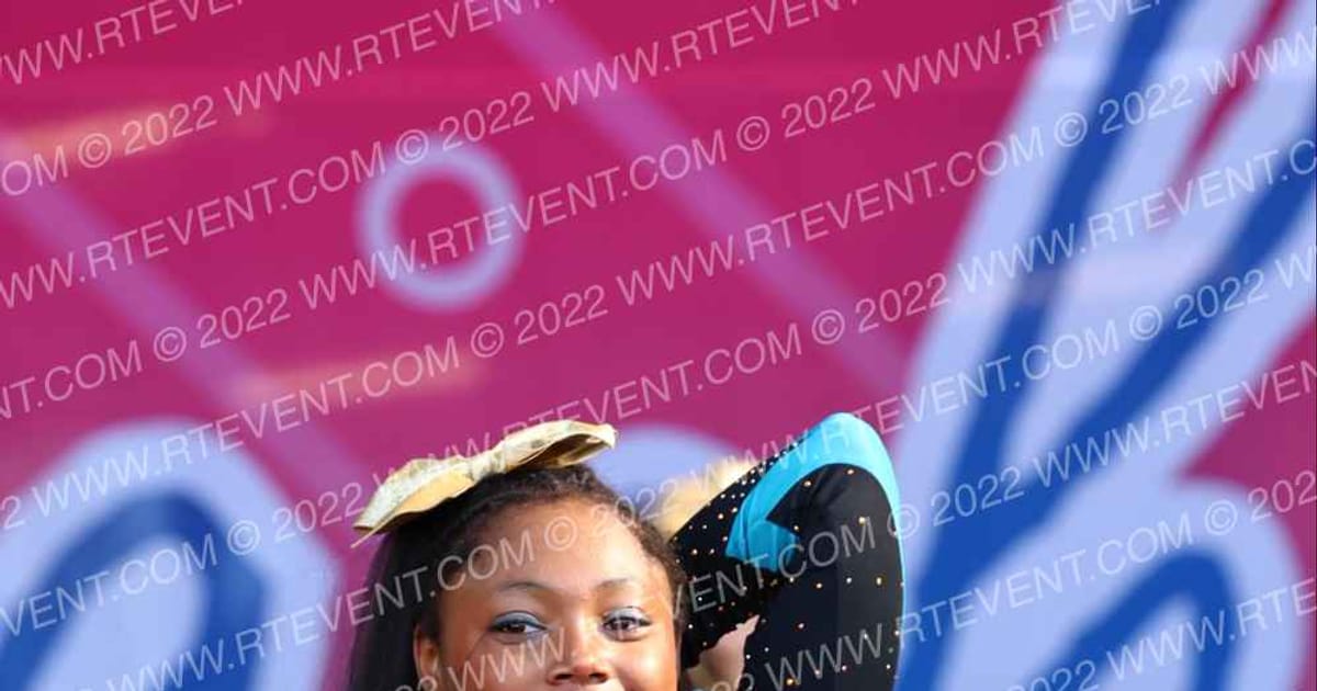 Bama Blaze Elite Cheer Queen of Diamonds · Beach Blast