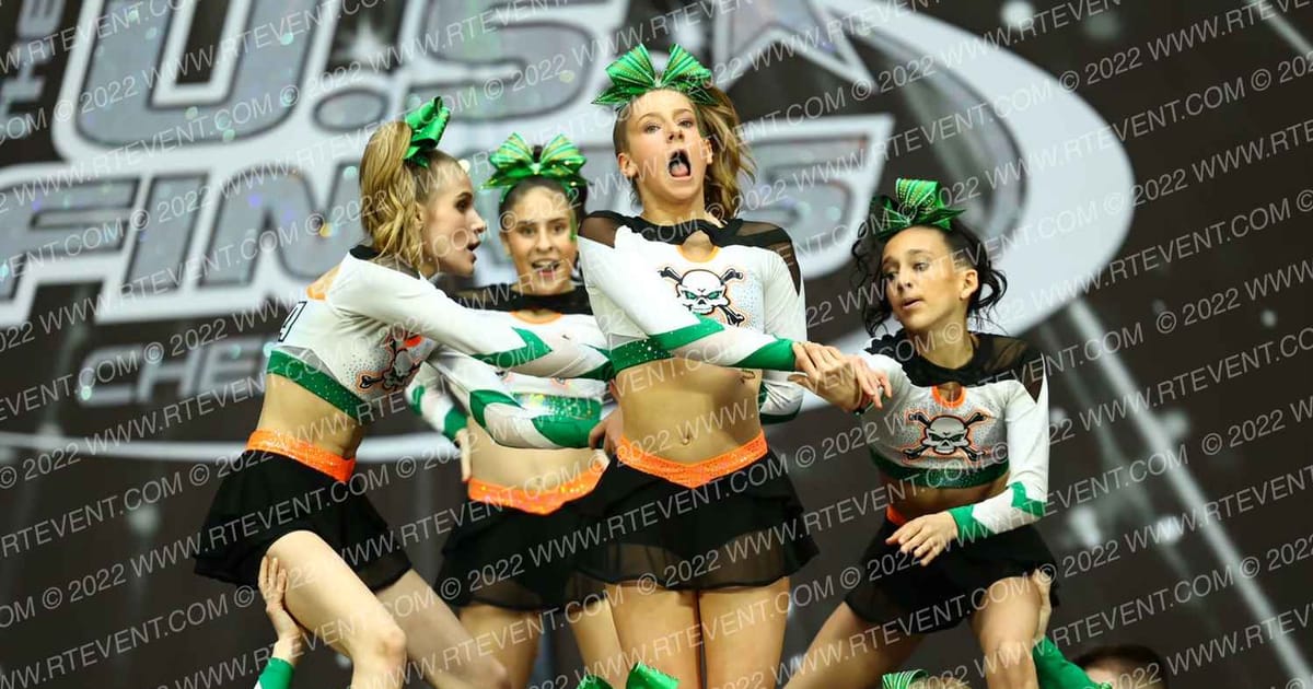 Iowa Elite Cheer - CR Bones · The US Finals Des Moines