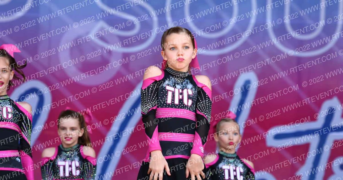 Top Flight Cheer Thunderbolts · Beach Blast