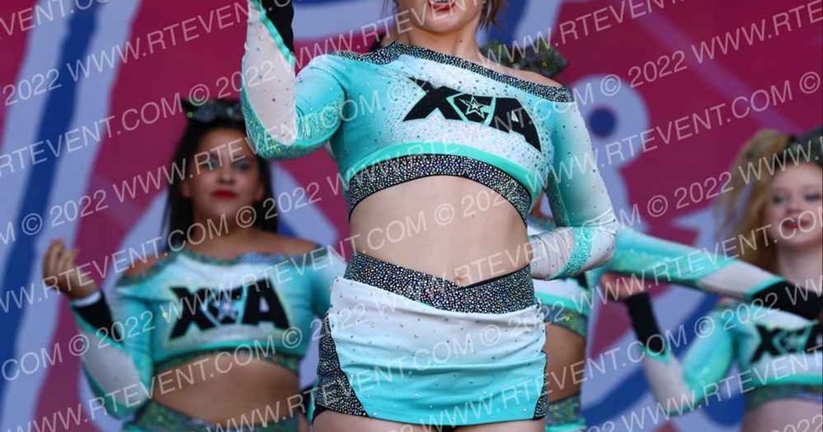 Xtreme Cheer Allstars StarStruck · Beach Blast