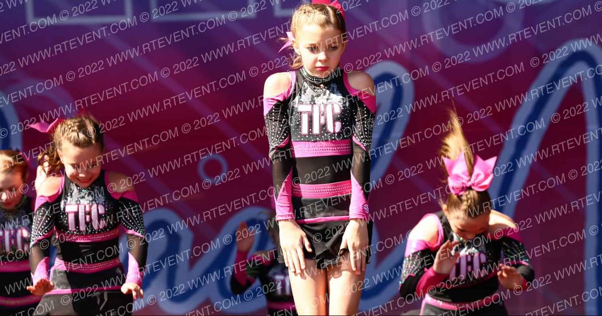 Top Flight Cheer Lightning · Beach Blast