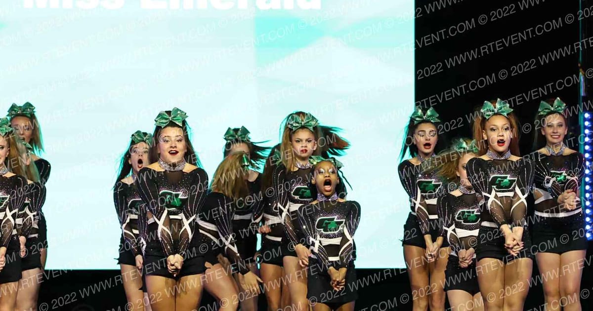 GU Shamrocks Miss Emerald · The Midwest Regional Summit