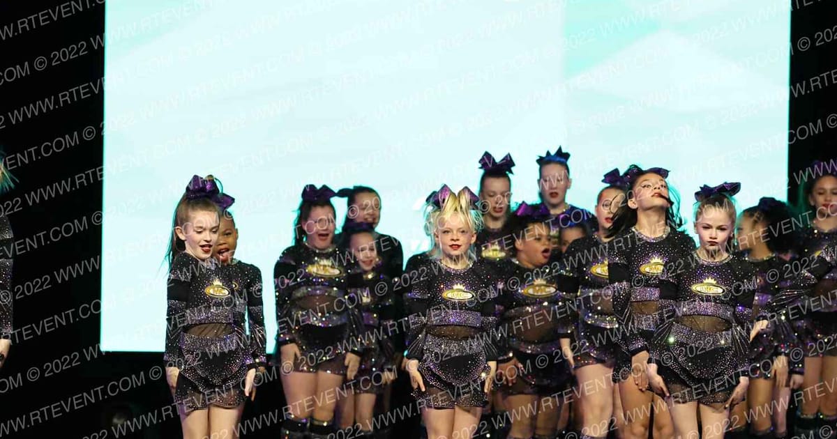 Motor City Cheer Amethyst · The Midwest Regional Summit