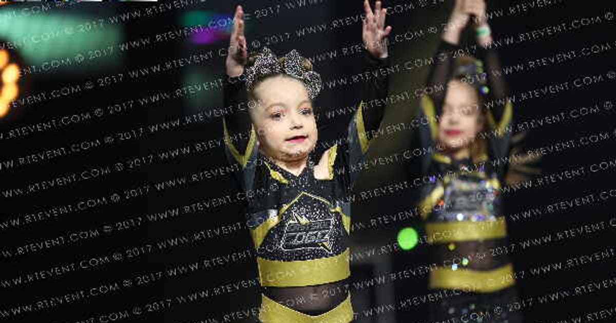 EASTSIDE EDGE CHEER TINY SHOCK · DII Allstar Nationals