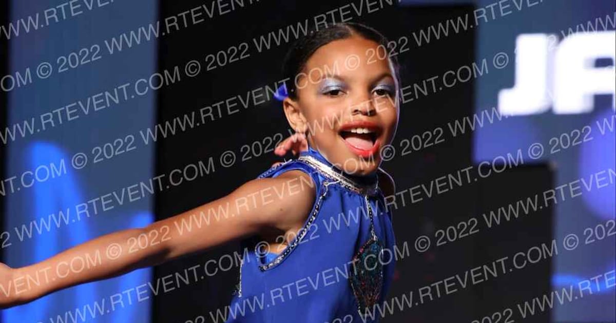 jazzle dazzle squeaks 2 · All Star Worlds Tuesday and Thursday