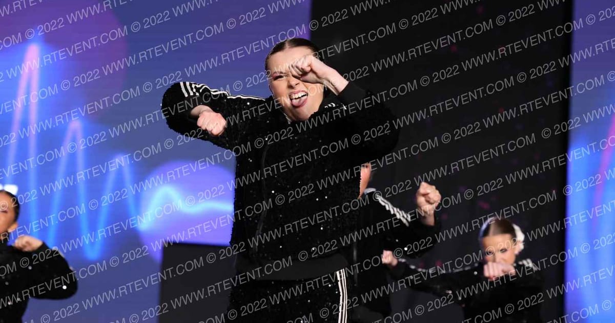 Iconic Dance Company Idols · All Star Worlds Tuesday and Thursday