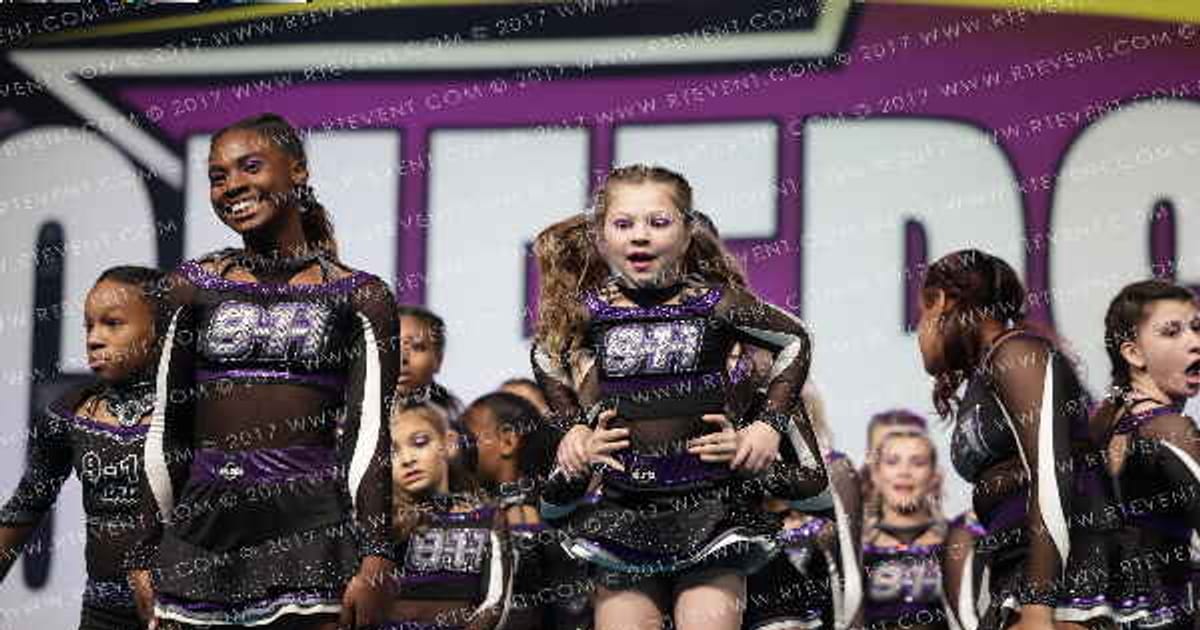 9-1-1 Athletics Minions · CHEERSPORT NATIONALS HALL C2