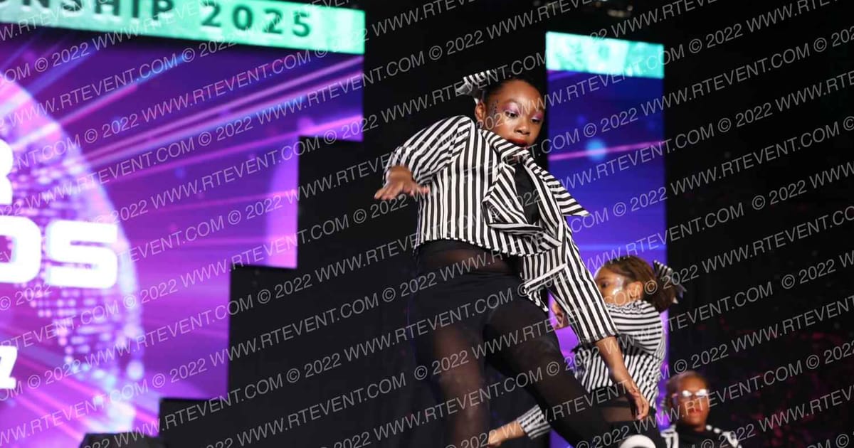 SPARKLZ CHEER AND DANZ Senior Diamonds · All Star Worlds Wednesday