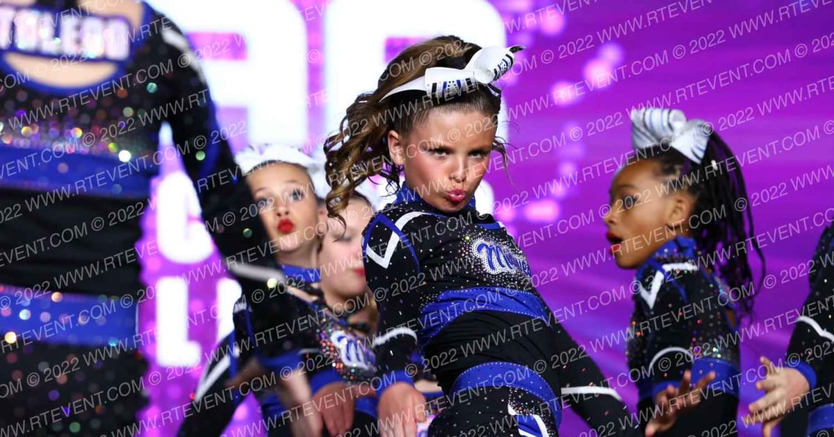 Midwest Cheer Elite Toledo Solar · All Star Worlds Wednesday