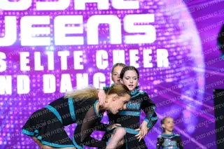 Stars Elite Cheer and Dance Royal Queens