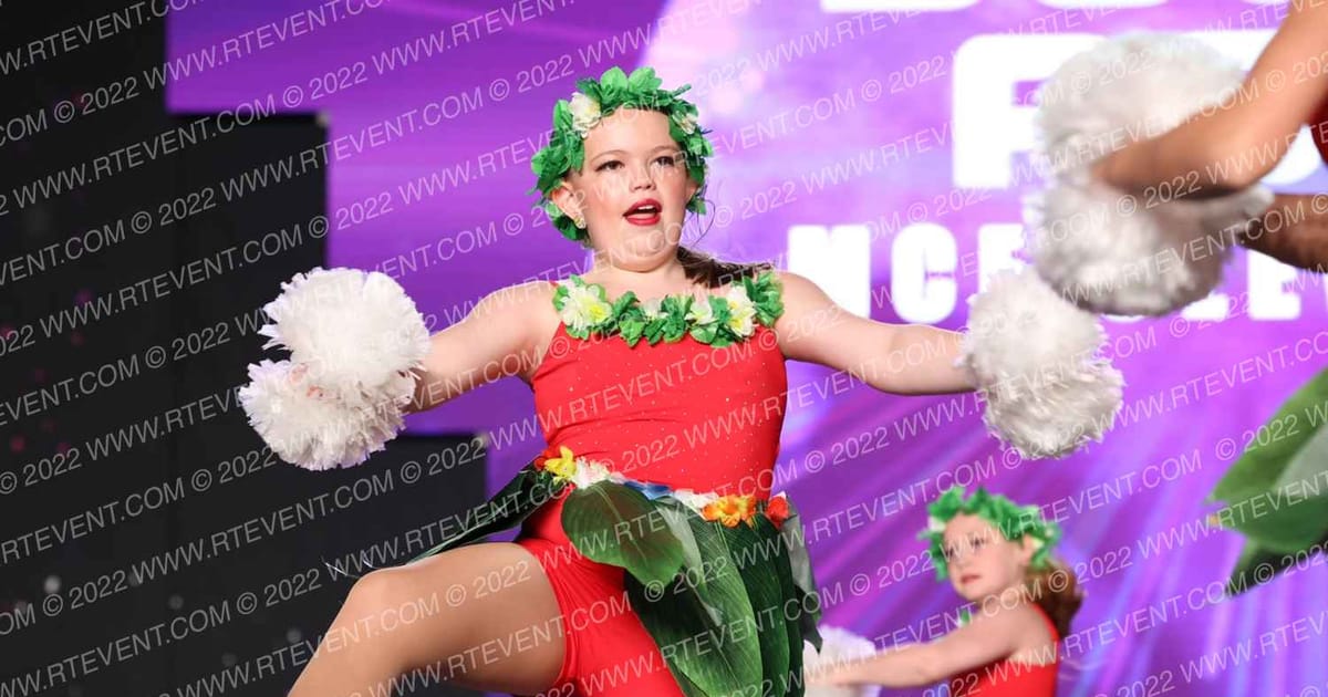 MCE Cleveland Youth Pom · All Star Worlds Wednesday